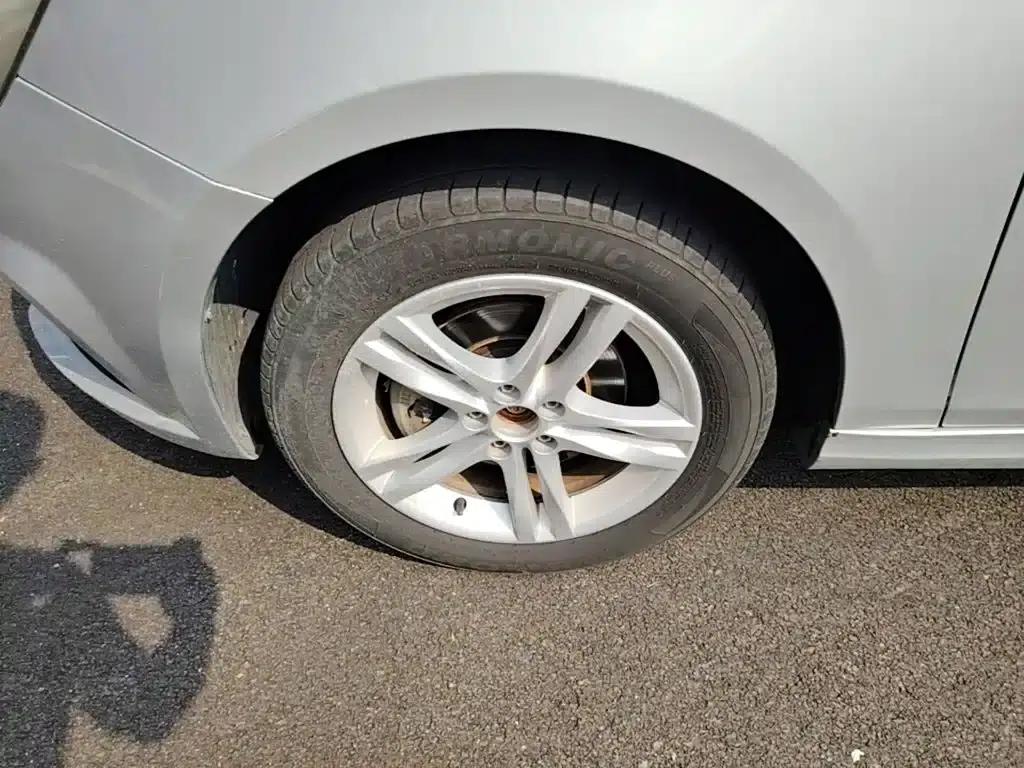 Besturn B30 2016 1.6L Automatic Luxury Edition — миниатюра 23