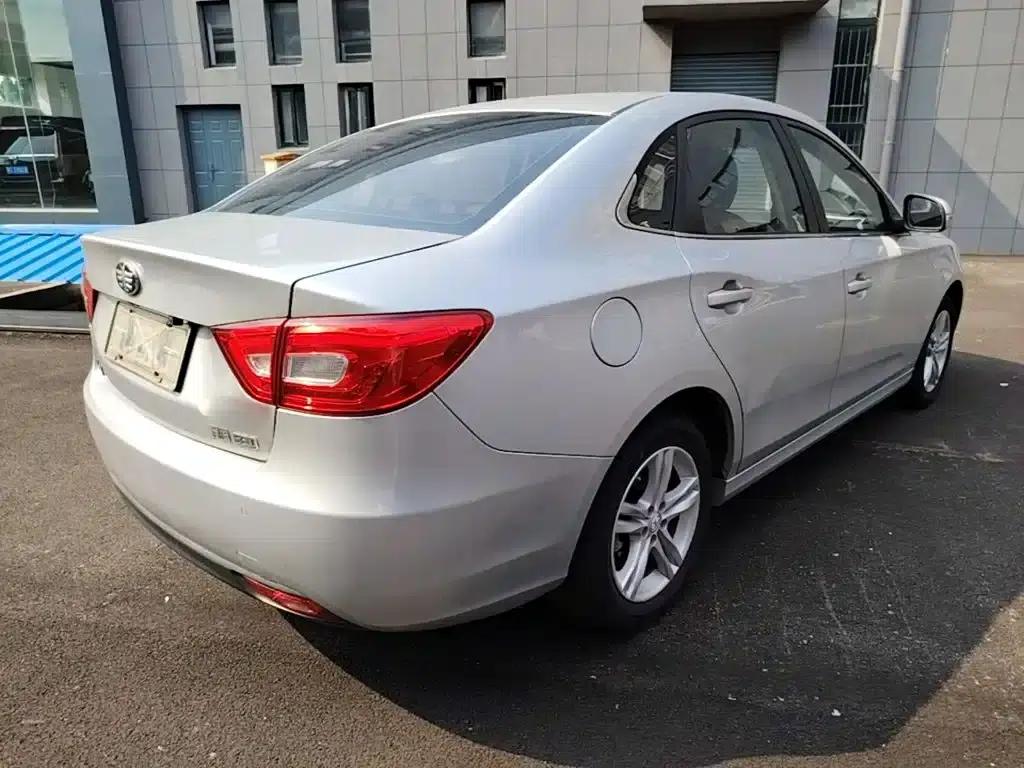 Besturn B30 2016 1.6L Automatic Luxury Edition — миниатюра 7