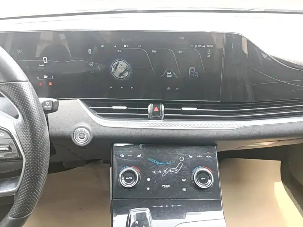 Bestune B70S 2022 1.5T Smart and Trendy Commander — миниатюра 13