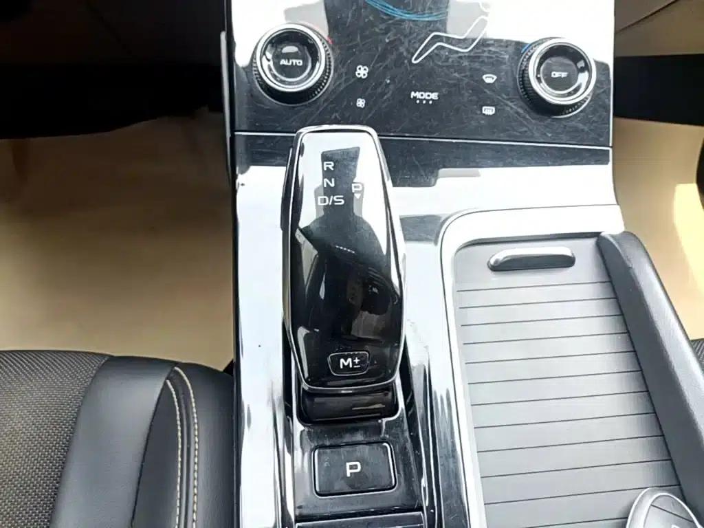 Bestune B70S 2022 1.5T Smart and Trendy Commander — миниатюра 14