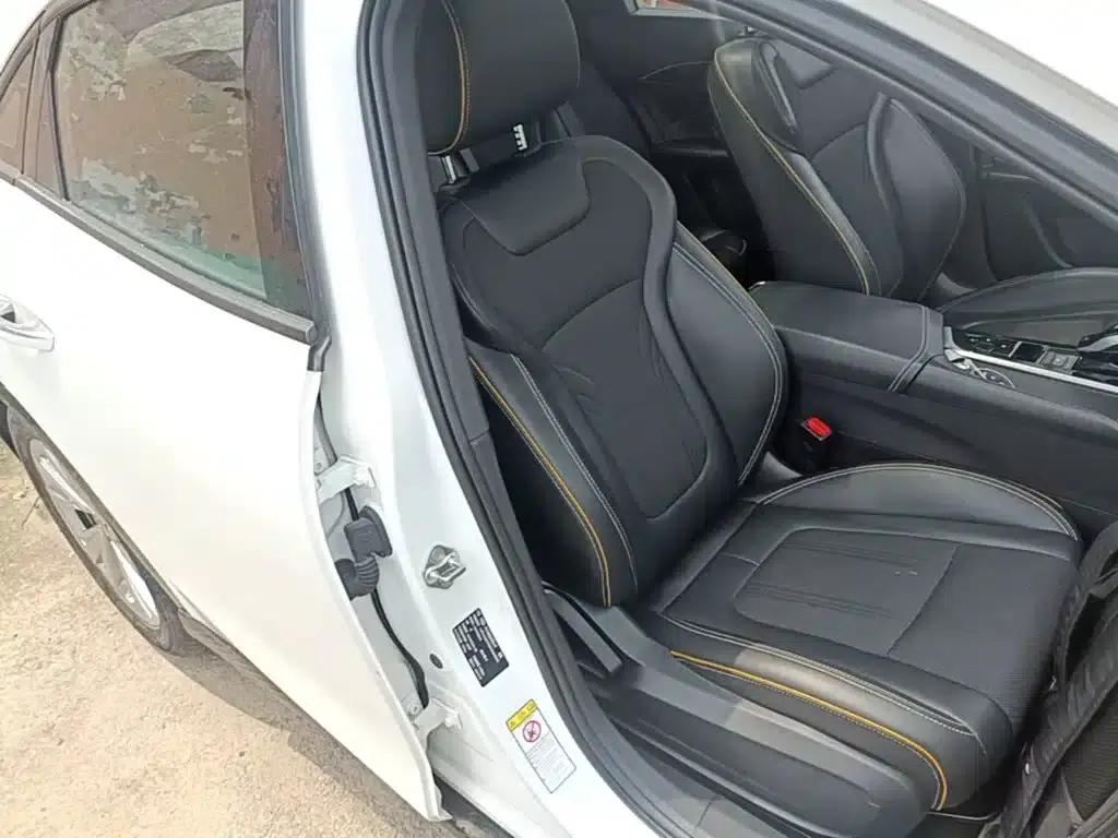 Bestune B70S 2022 1.5T Smart and Trendy Commander — миниатюра 25