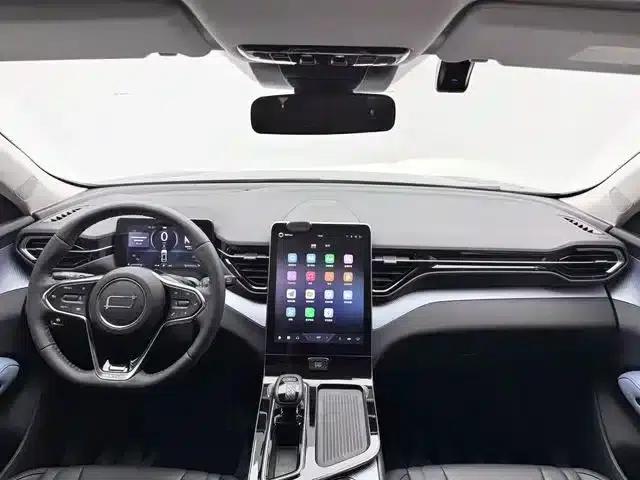Bestune T90 2023 2.0T Automatic Premium Edition — миниатюра 8