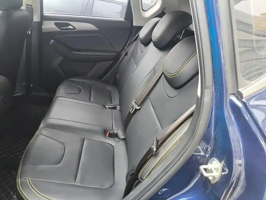 Beijing X3 2019 1.5T CVT Glory Edition — миниатюра 17