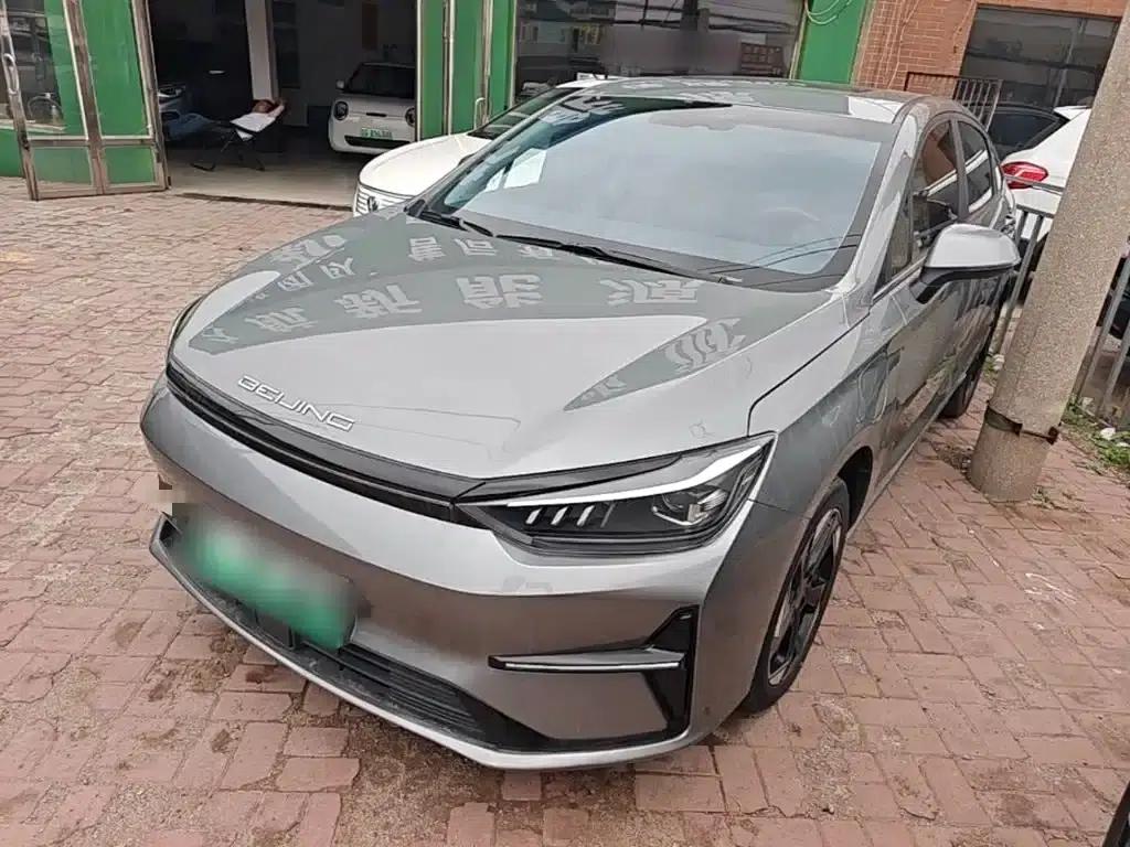 Beijing EU5 PLUS 2023 R500 Premium Edition — миниатюра 1