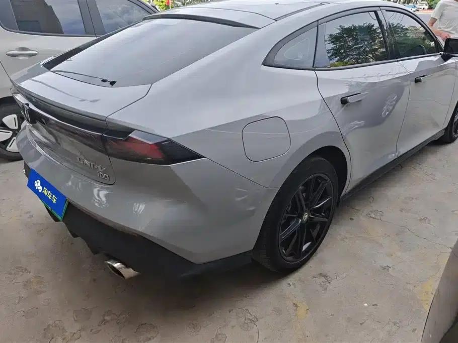 Changan UNI-V Smart Electric iDD 2023 Model, Smart Electric iDD 1.5T, 113km/h Smart Cool Edition — миниатюра 3