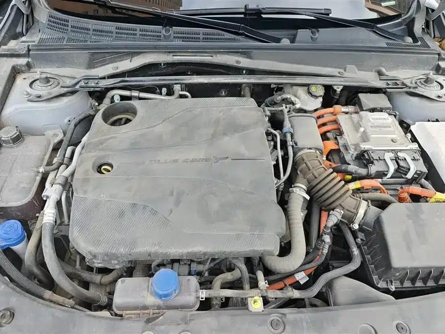 Changan UNI-V Smart Electric iDD 2023 Model, Smart Electric iDD 1.5T, 113km/h Smart Cool Edition — миниатюра 10
