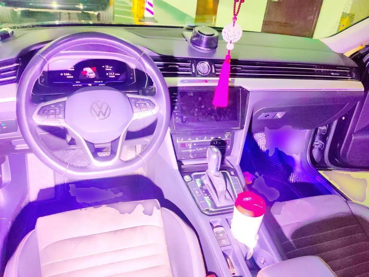 Volkswagen Magotan 2020 330TSI DSG Luxury Edition — миниатюра 9