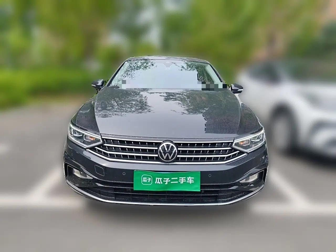 Volkswagen Magotan 2023 2 Million Units Commemorative Edition 330TSI DSG Luxury Version — миниатюра 2