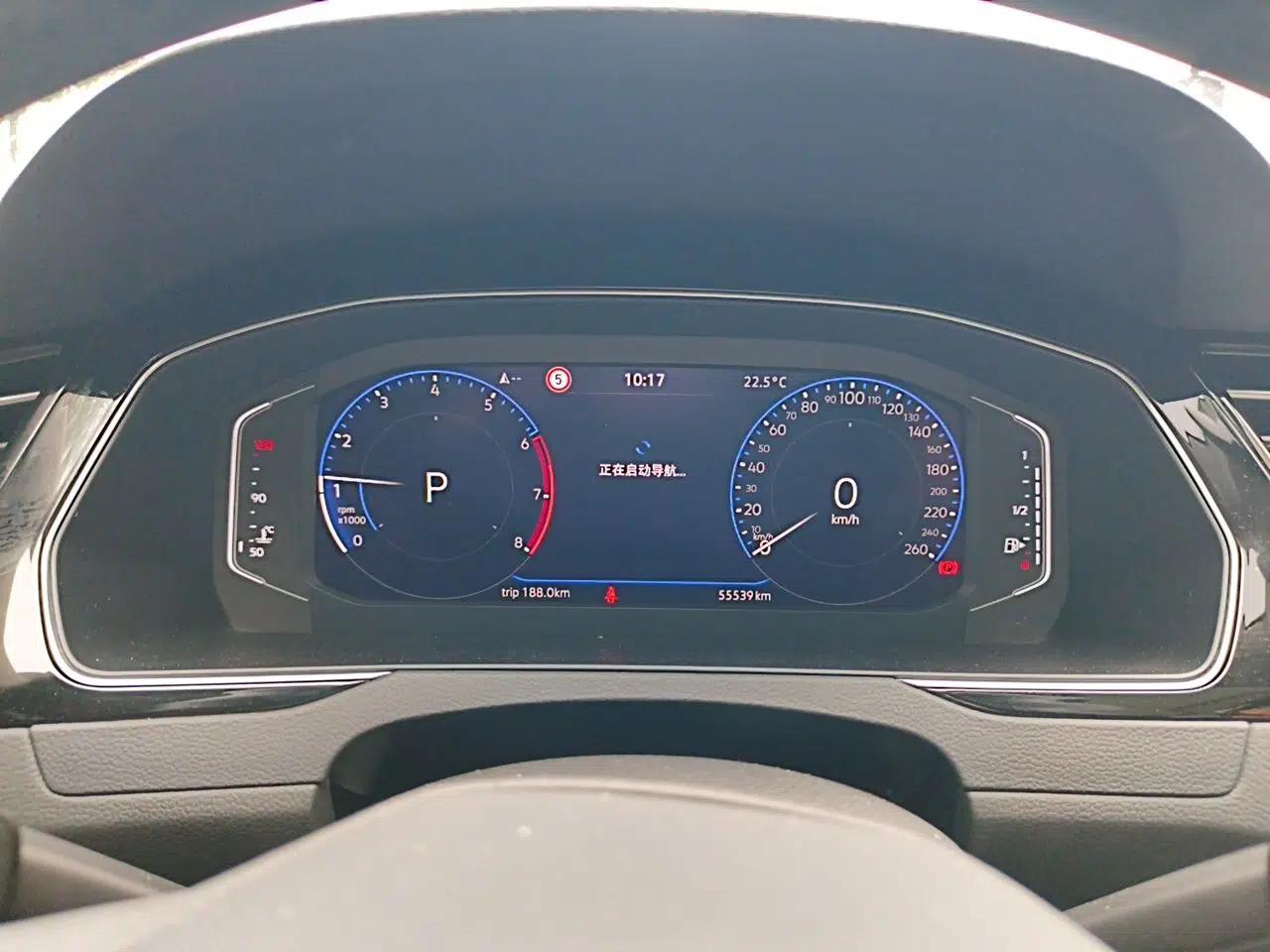 Volkswagen Magotan 2023 2 Million Units Commemorative Edition 330TSI DSG Luxury Version — миниатюра 11