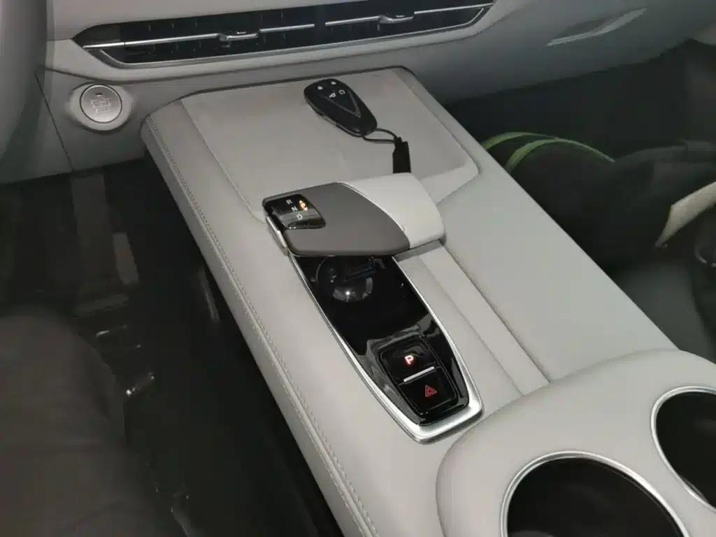 Changan UNI-Z New Energy 2025 Model: Smart New Blue Whale, 125km/h, Battleship+ — миниатюра 14