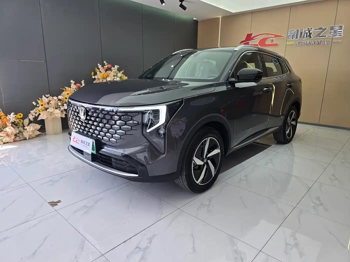 Changan CS55PLUS PHEV 2026 Smart New Blue Whale 125km Smart Edition — миниатюра 1