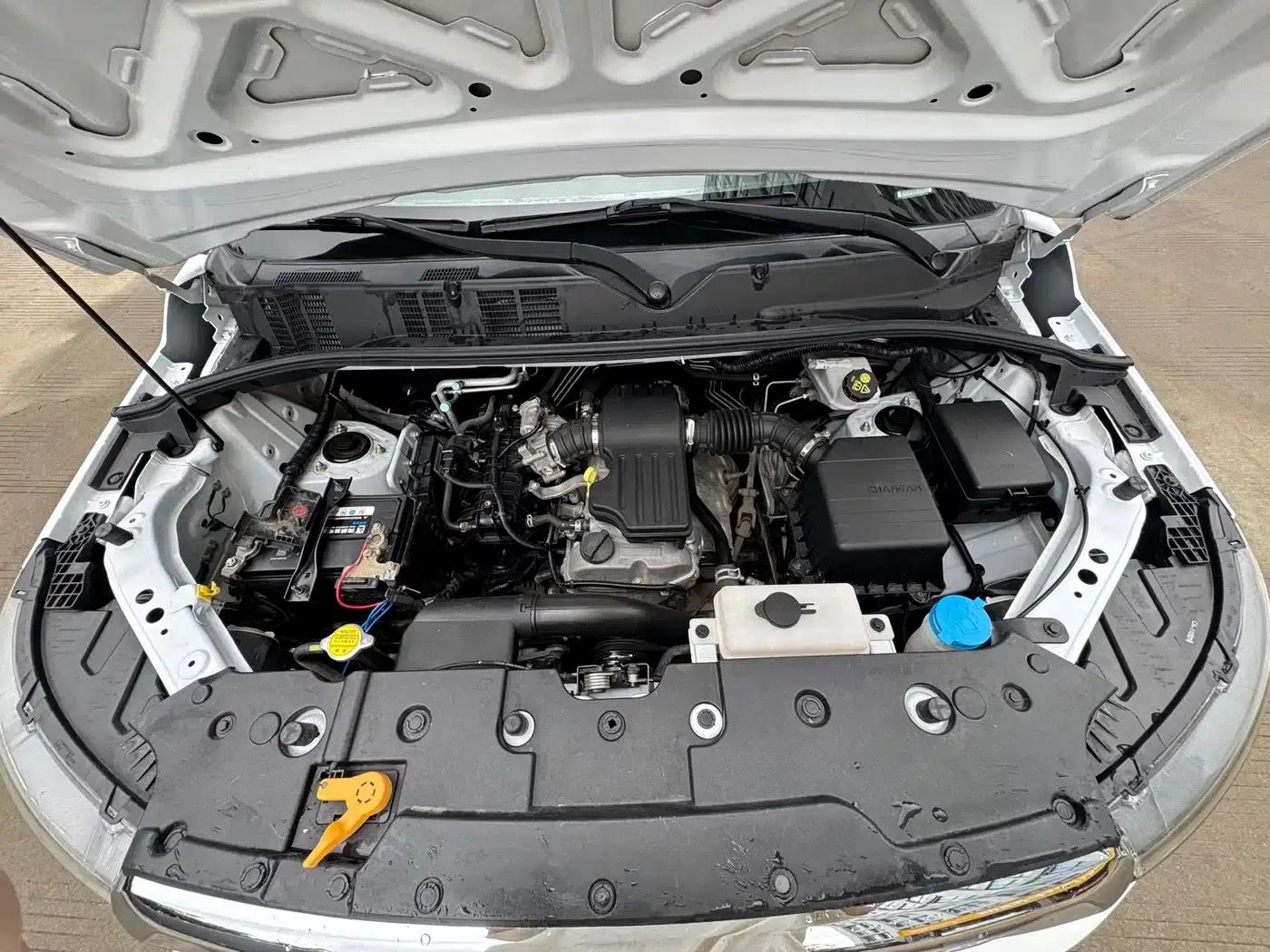 Changan Oushang X70A 2018 Model 1.5L Manual Standard Edition — миниатюра 11