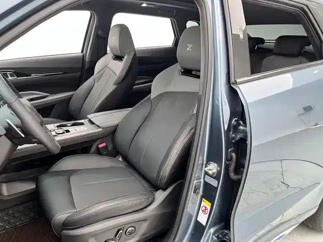 Changan Oushang Z6 New Energy 2023 Model, Smart Electric iDD 150KM Flagship PLUS Smart Parking Edition — миниатюра 18