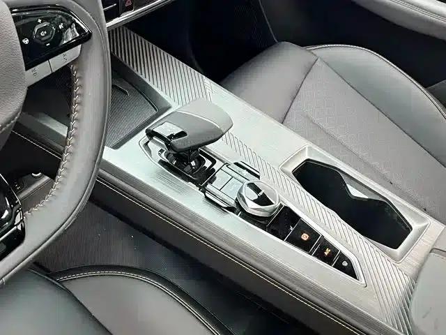 Changan Oushang Z6 New Energy 2023 Model, Smart Electric iDD 150KM Flagship PLUS Smart Parking Edition — миниатюра 20