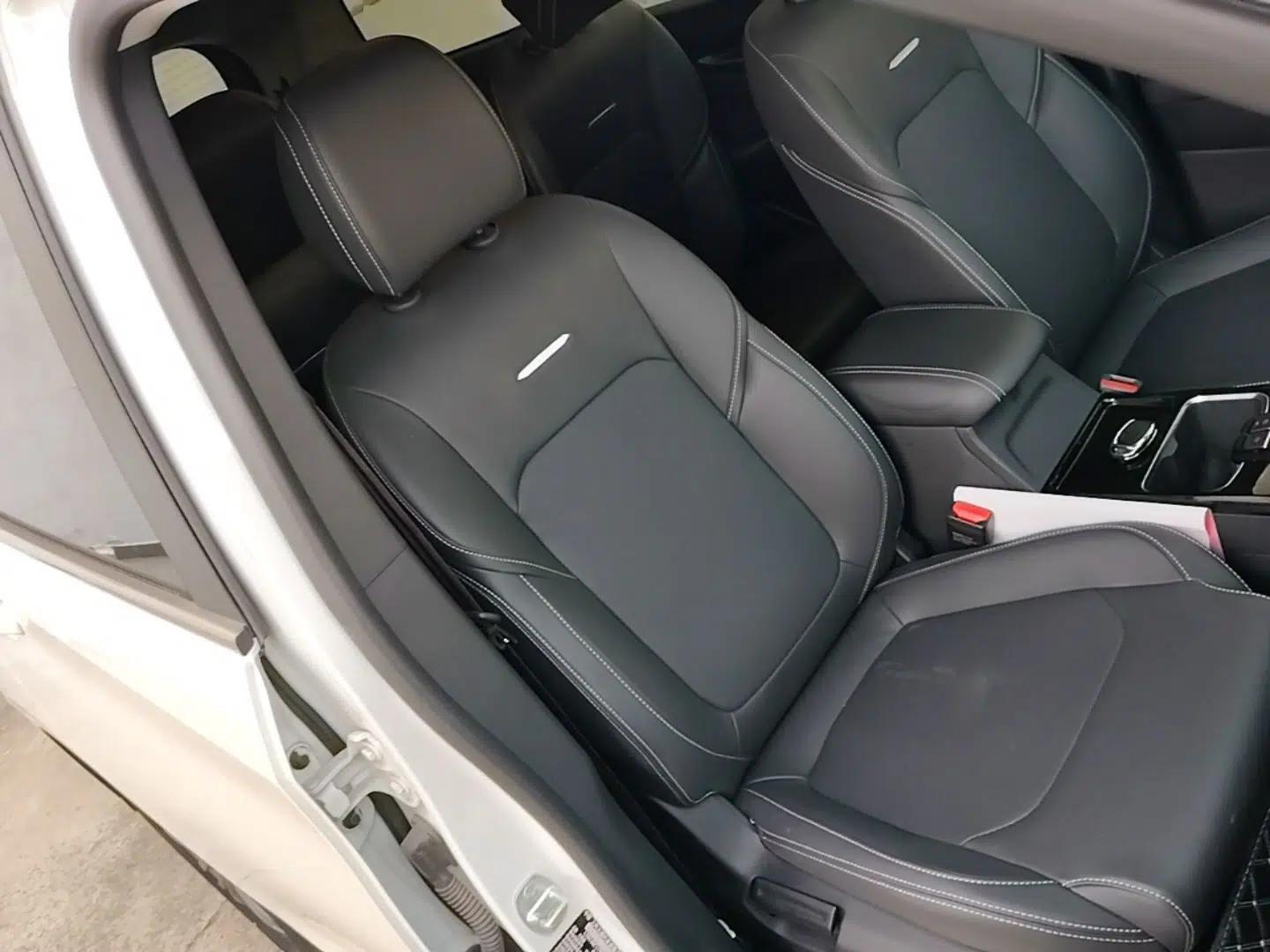 SAIC MAXUS Dajia 5 2024 Restyled 1.3T Plug-in Enjoyment Version 7 Seats — миниатюра 24