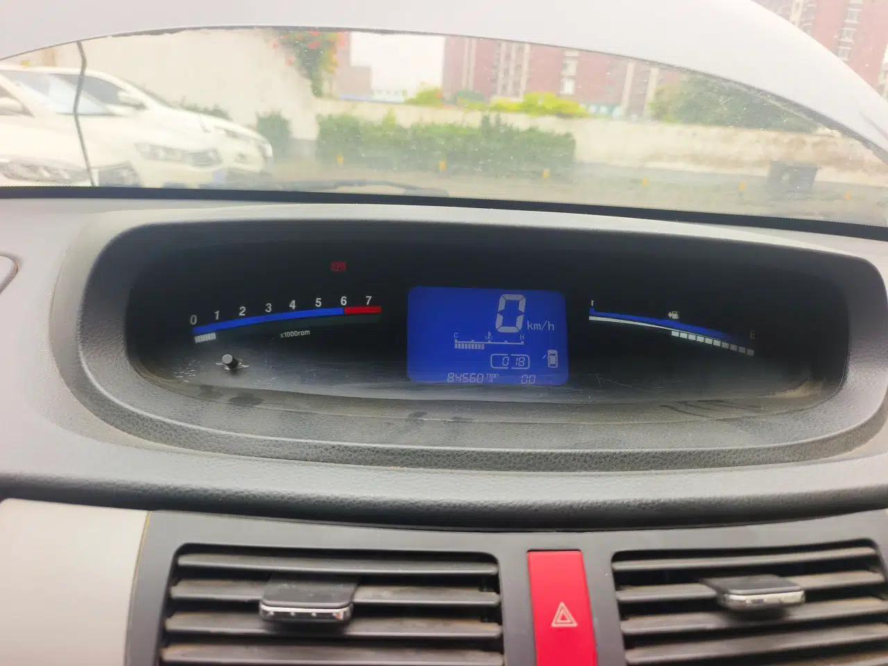 FORTHING Joyear 2011 LV 1.5L Manual Luxury Model — миниатюра 11