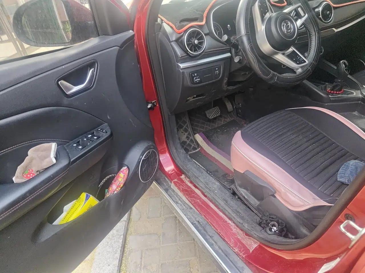 Dongfeng Fengon 500 2022 1.5L CVT Enjoyment Version — миниатюра 16