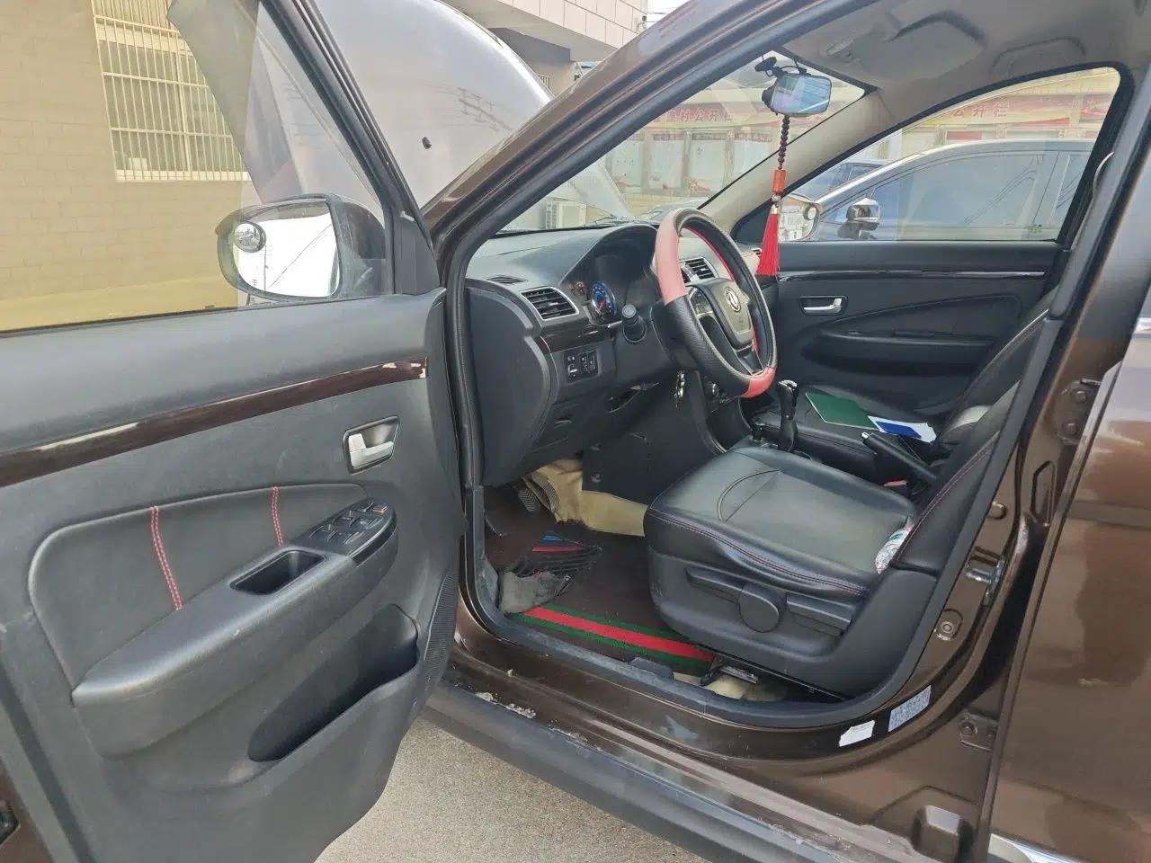 Dongfeng Fengon 360 2015 1.5L Manual Luxury 7-Seater China V Emission Standard — миниатюра 16