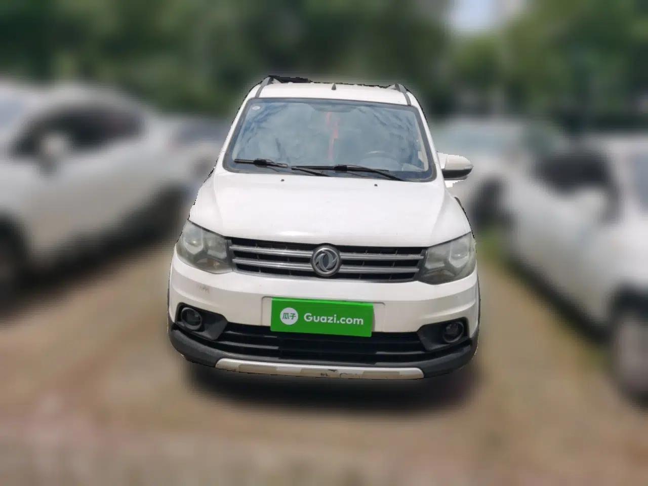Dongfeng Fengon 360 2015 1.5L Manual Luxury 7-Seater China IV Standard — миниатюра 2