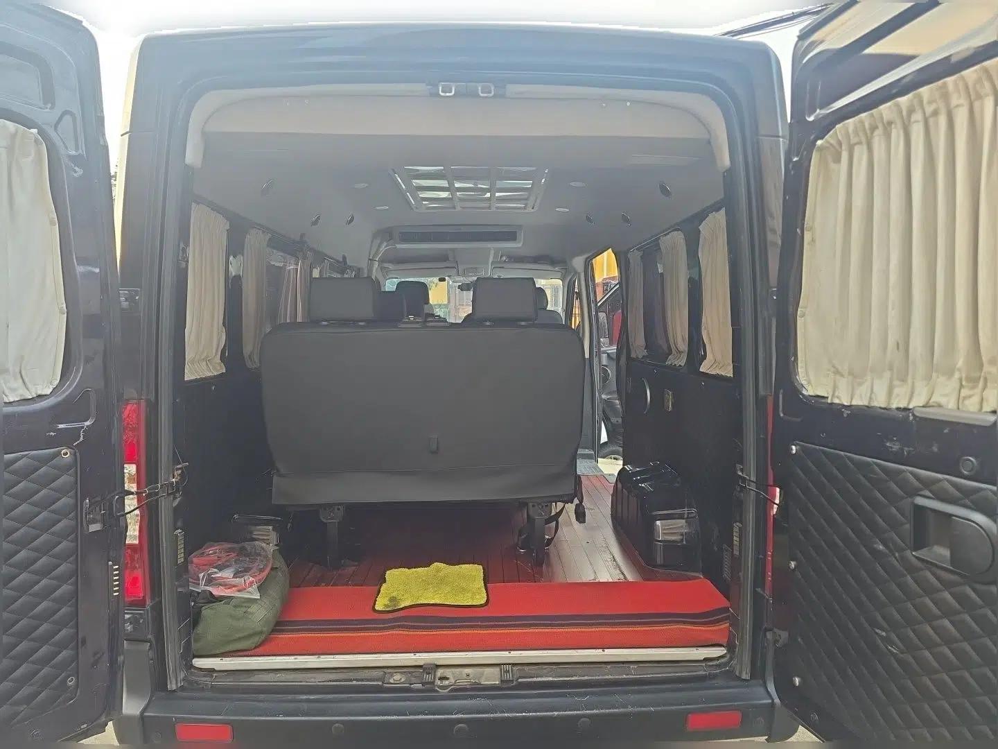 Dongfeng Yufeng 2021 2.0T Power King Front-Drive Logistics Vehicle Long Wheelbase Mid-Roof Design 6–9 Seats China VI Emission Standard ZD20 — миниатюра 19