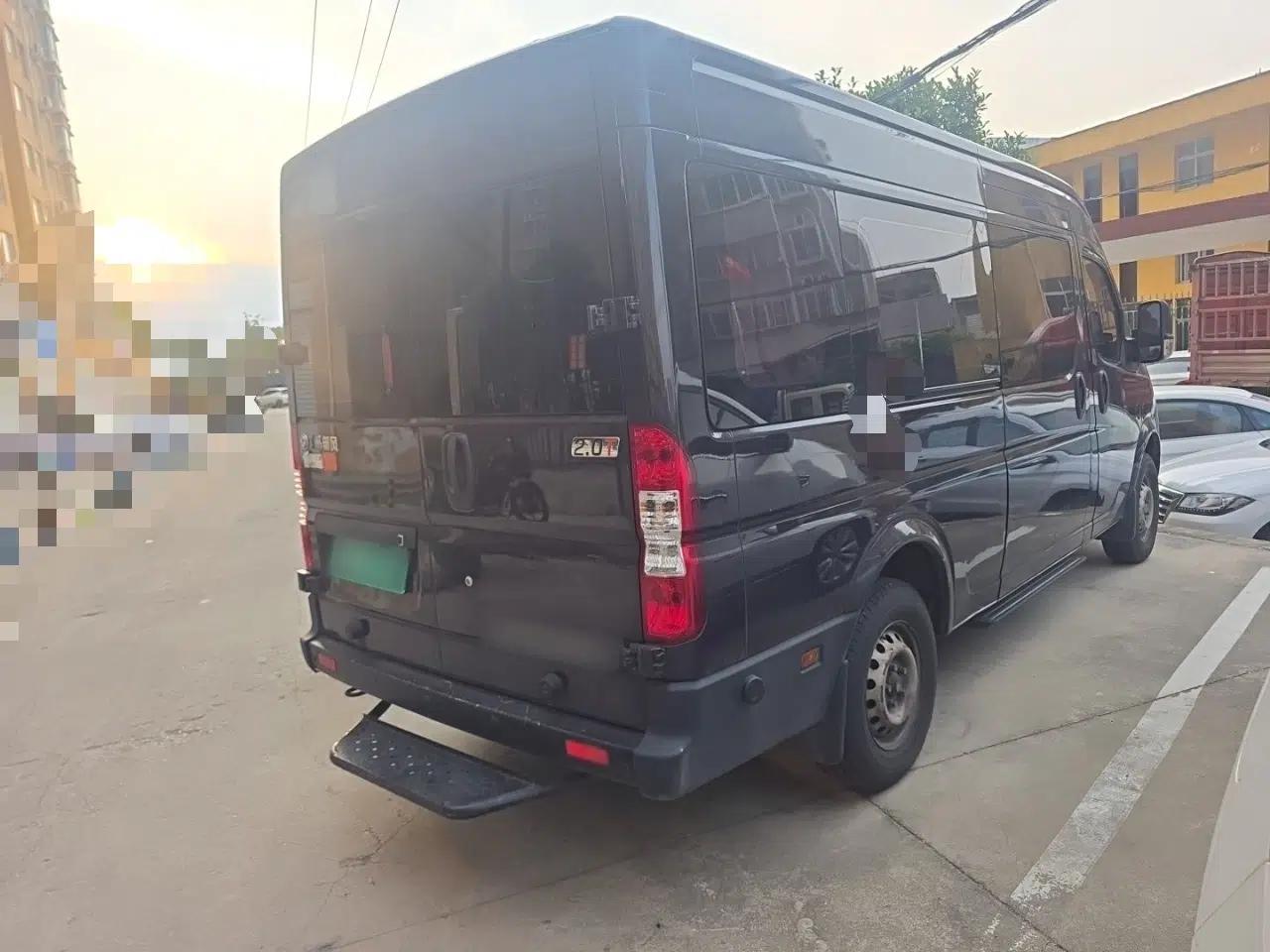 Dongfeng Yufeng 2021 2.0T Power King Front-Drive Logistics Vehicle Long Wheelbase Mid-Roof Design 6–9 Seats China VI Emission Standard ZD20 — миниатюра 6