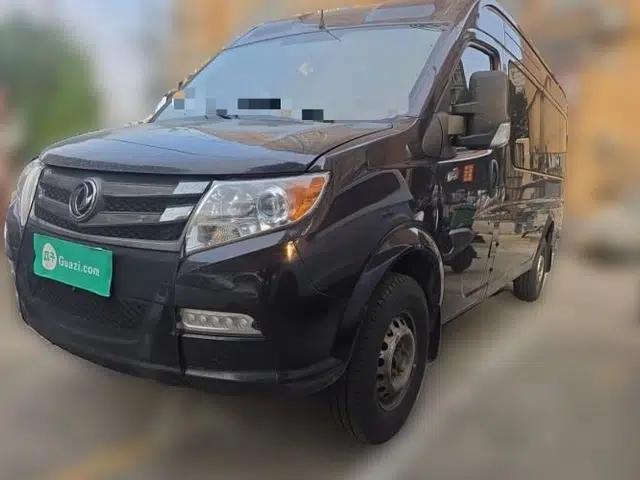 Dongfeng Yufeng 2021 2.0T Power King Front-Drive Logistics Vehicle Long Wheelbase Mid-Roof Design 6–9 Seats China VI Emission Standard ZD20