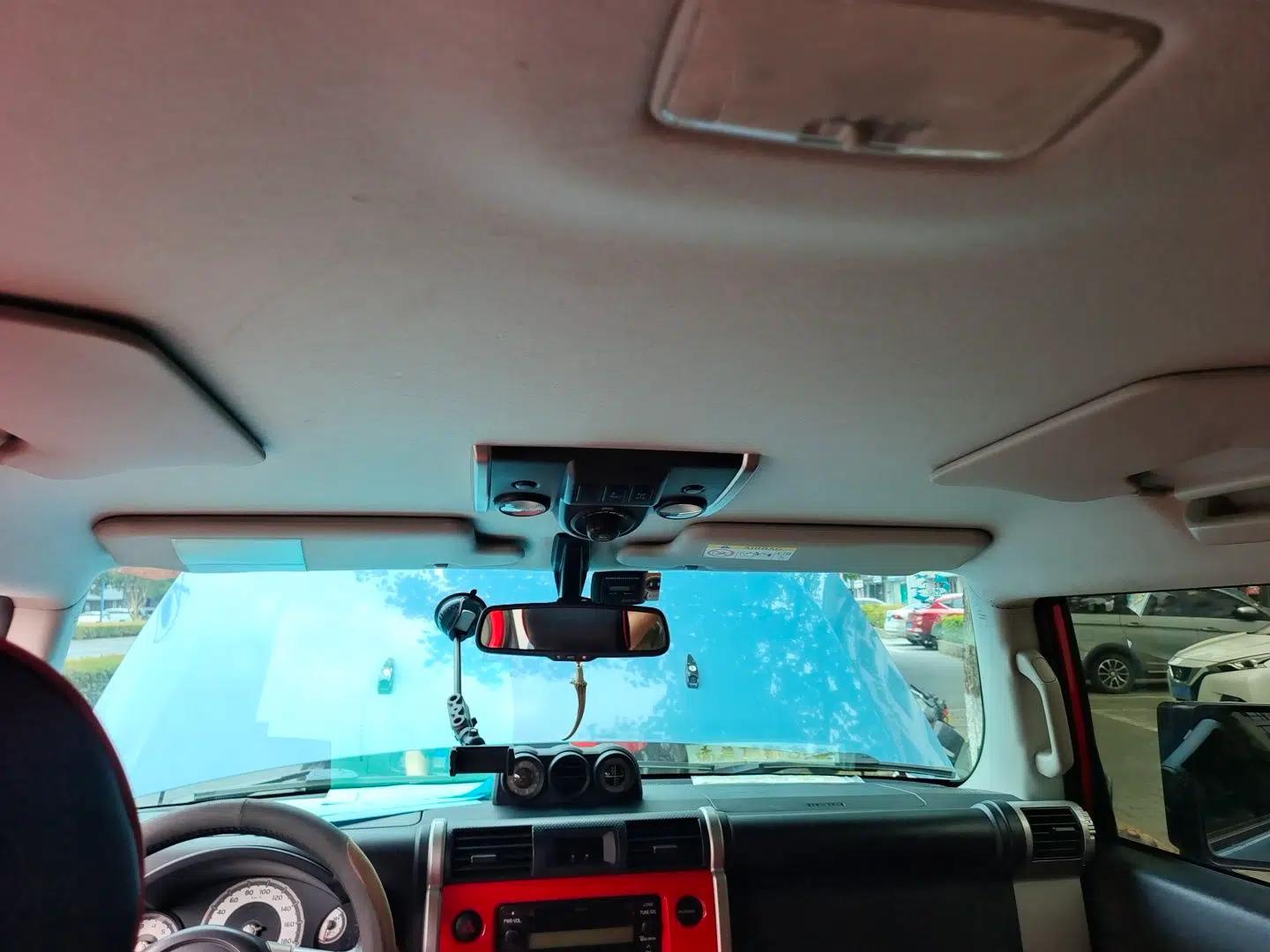 Toyota FJ Cruiser 2013 4.0L — миниатюра 18