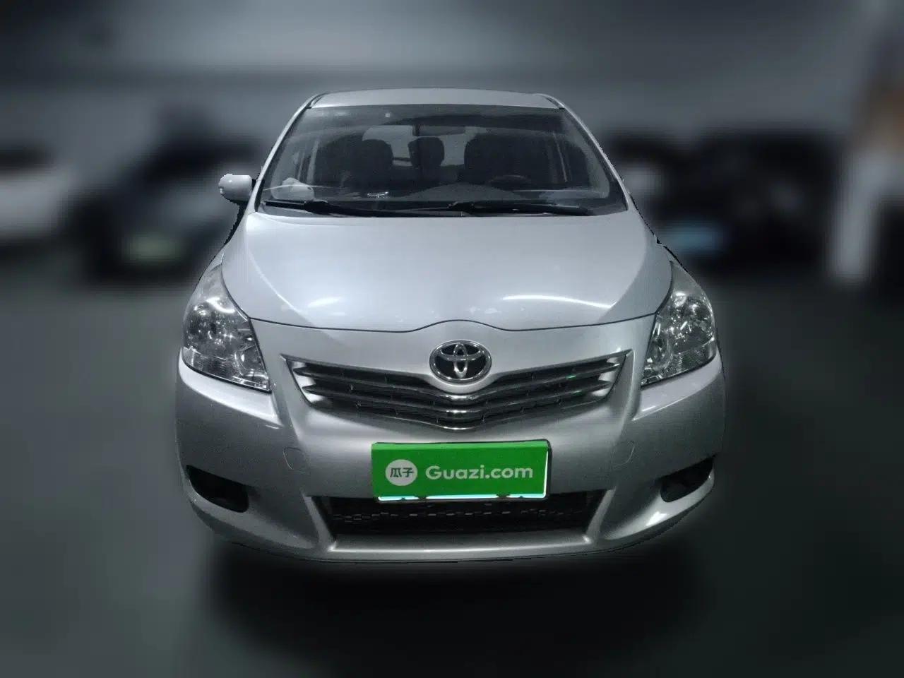 Toyota Verso 2014 Starlight 180E CVT Elite Edition — миниатюра 2