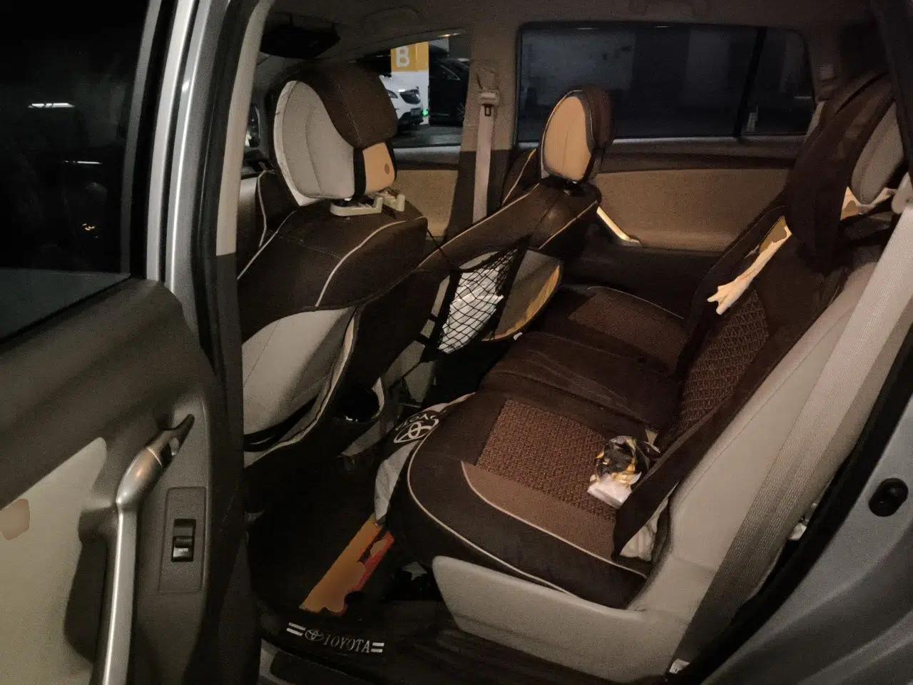 Toyota Verso 2014 Starlight 180E CVT Elite Edition — миниатюра 17