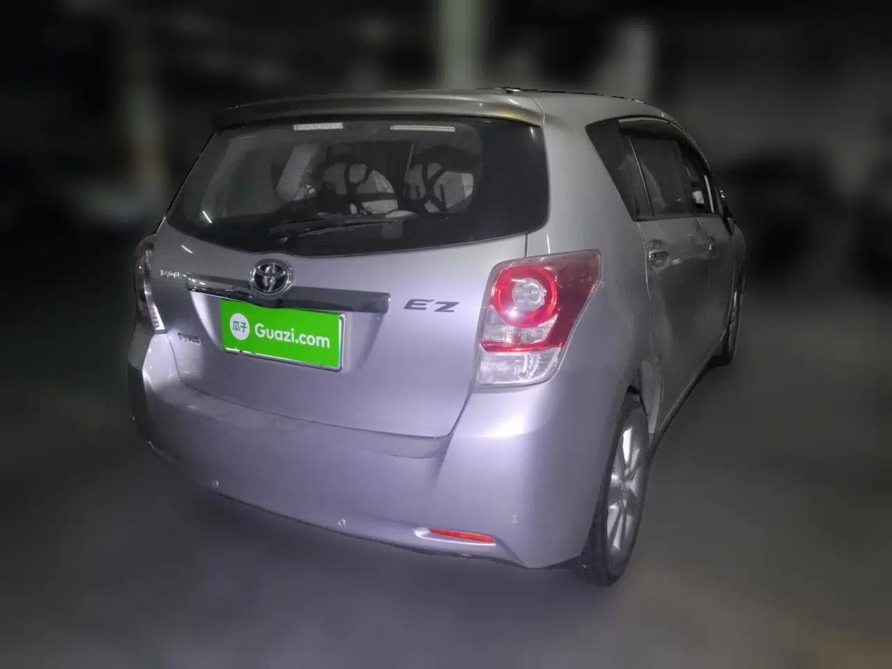 Toyota Verso 2014 Starlight 180E CVT Elite Edition — миниатюра 6