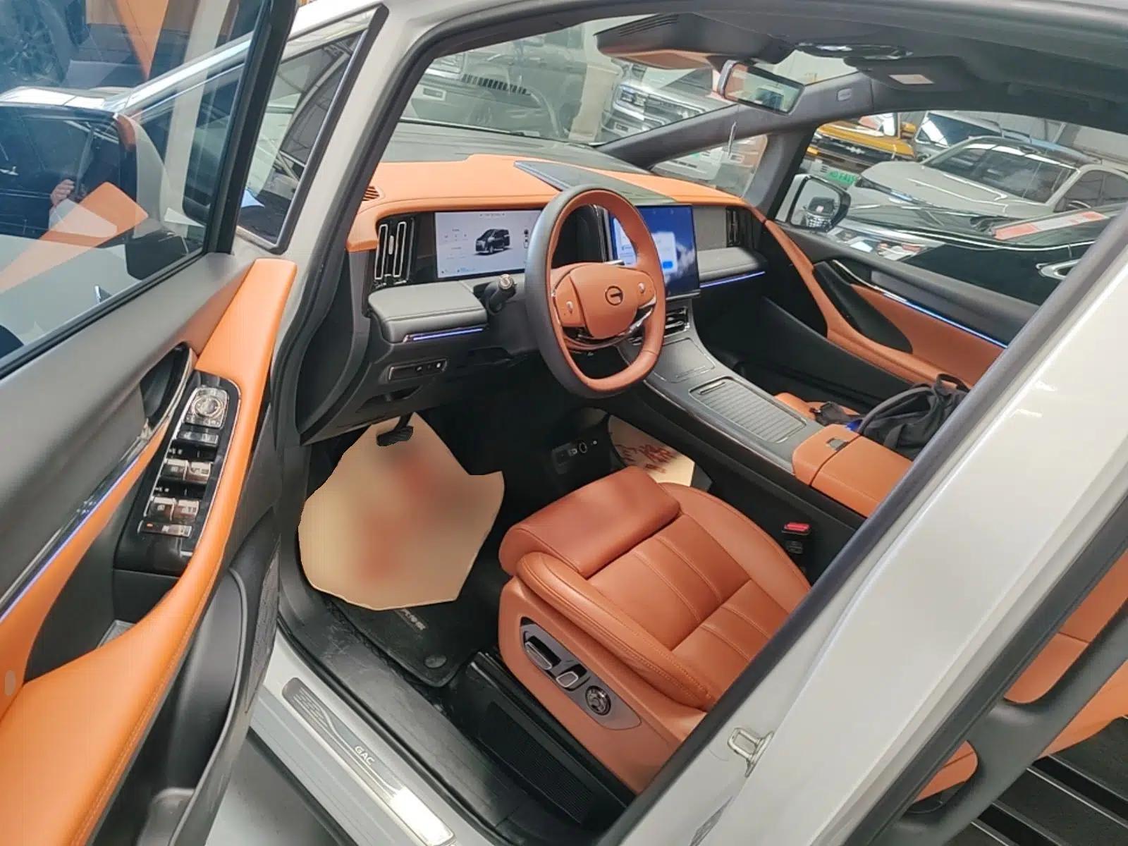 GAC Trumpchi Xiangwang M8 2025 Kunkun Series Ultra First-Class Cabin — миниатюра 18
