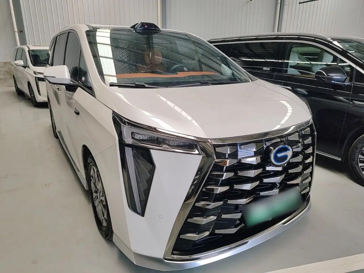 GAC Trumpchi Xiangwang M8 2025 Kunkun Series Ultra First-Class Cabin — миниатюра 3