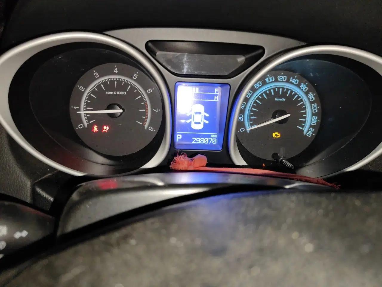 GAC Trumpchi GS5 Super 2015 2.0L Automatic Two-Wheel Drive Luxury Navigation Edition — миниатюра 12