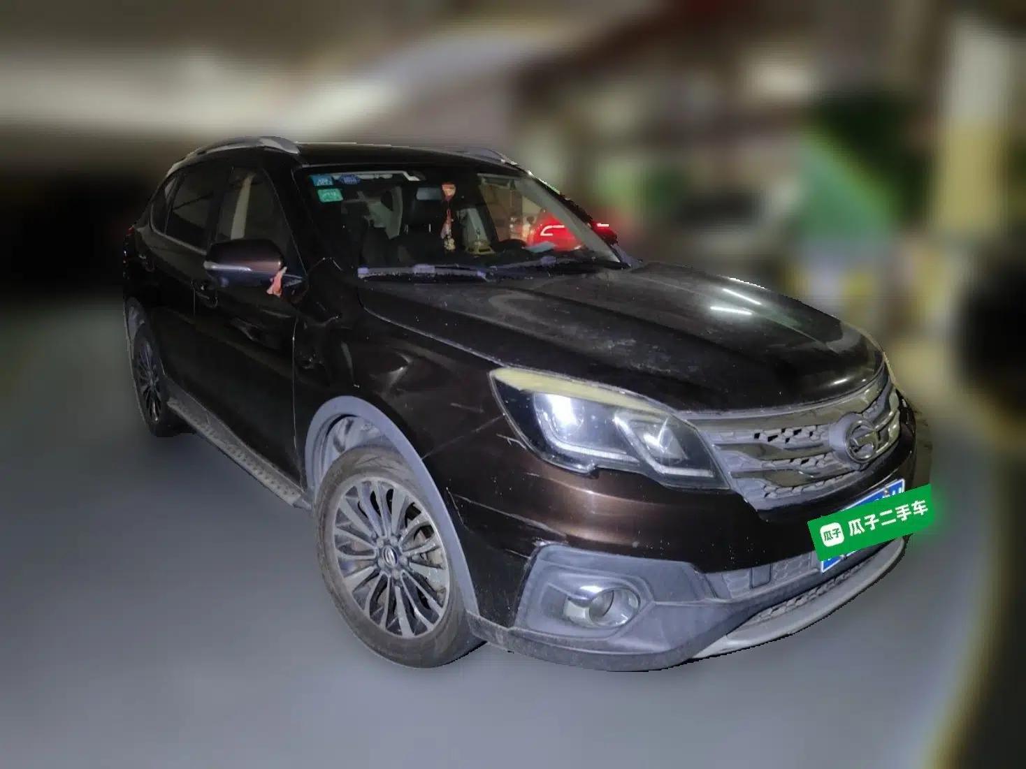 GAC Trumpchi GS5 Super 2015 2.0L Automatic Two-Wheel Drive Luxury Navigation Edition — миниатюра 3