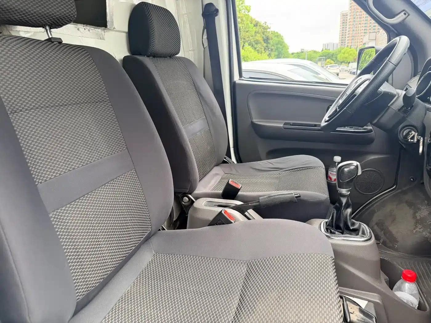 Yufeng EM26 2023 Standard Edition 41.472kWh Henan Lithium Power — миниатюра 4