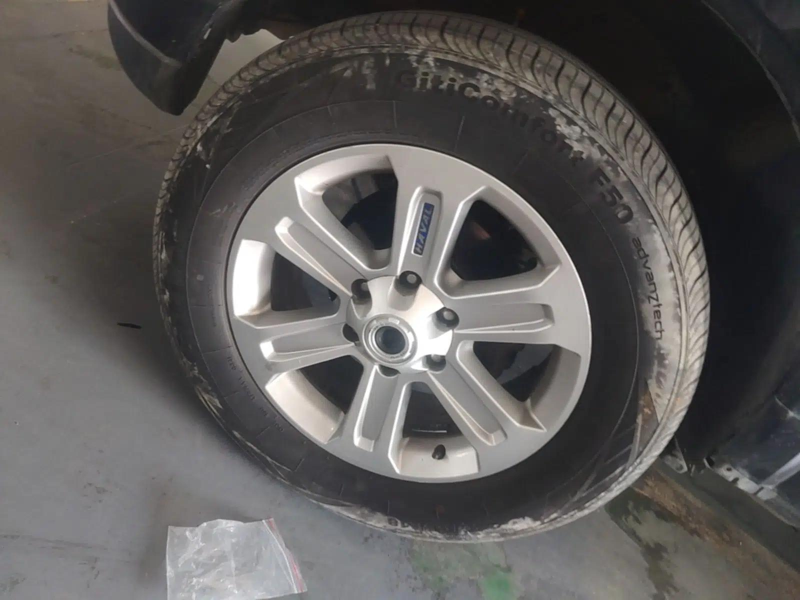 Haval H5 Classic 2016 Classic Edition 2.0T Manual 4x4 Elite Model — миниатюра 10