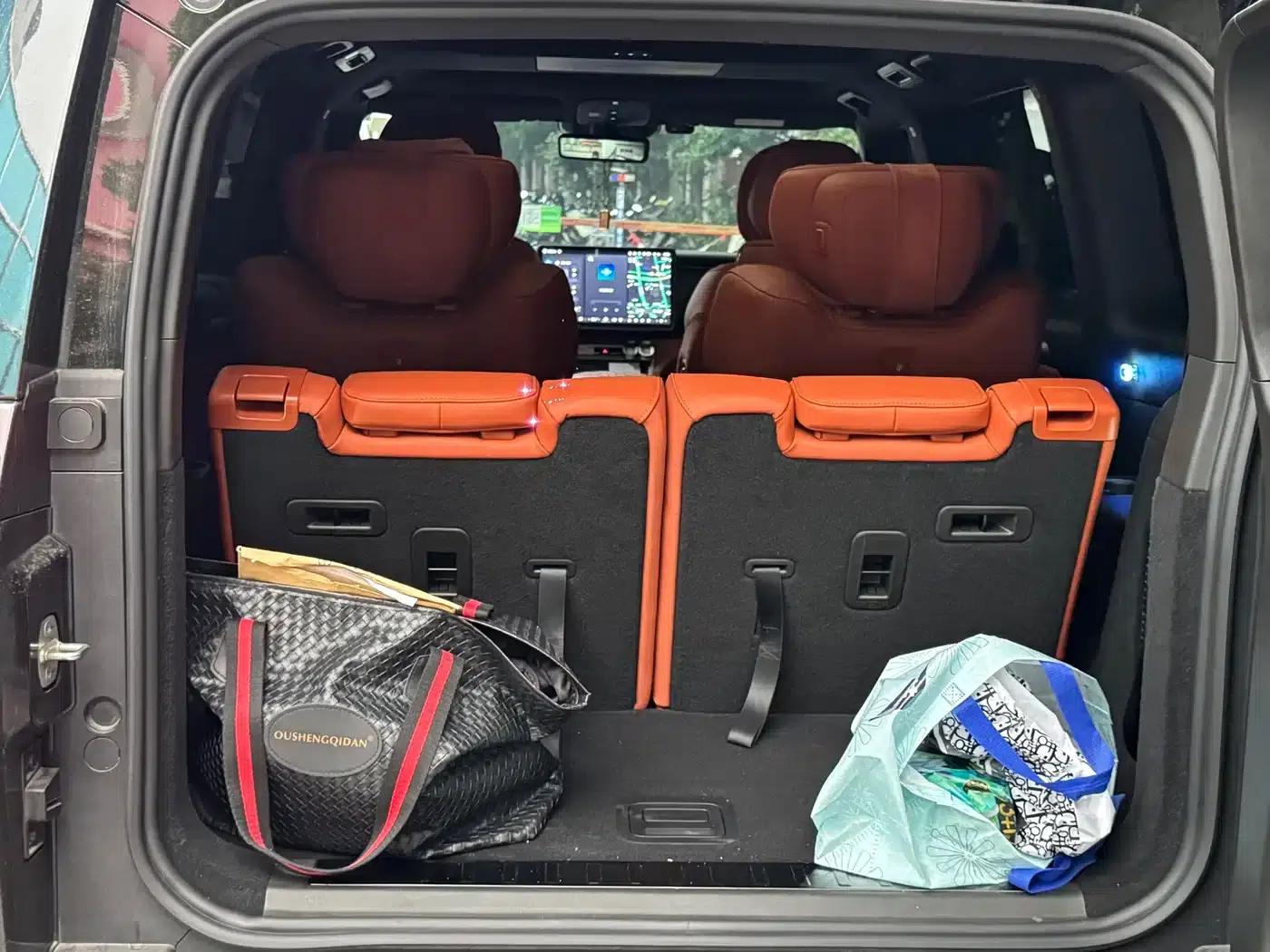 Extreme Stone 01 2024 Model, 6-Seat Standard Range Edition — миниатюра 5