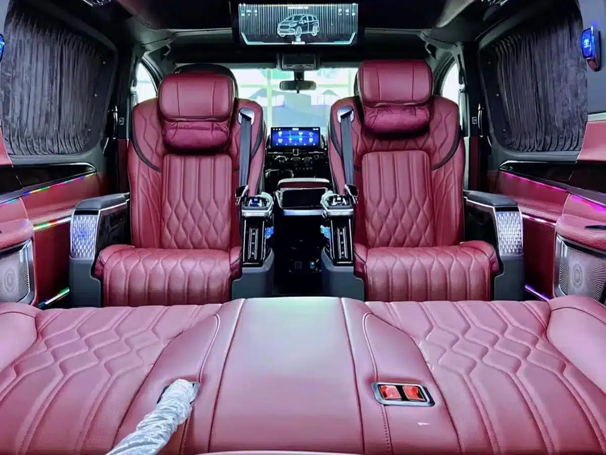 2025 HIACE 3.5L Automatic — миниатюра 14