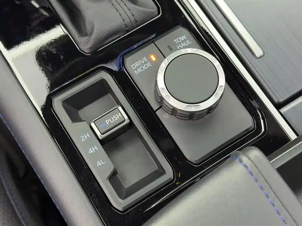 2022 Tundra 3.5T US Spec — миниатюра 17