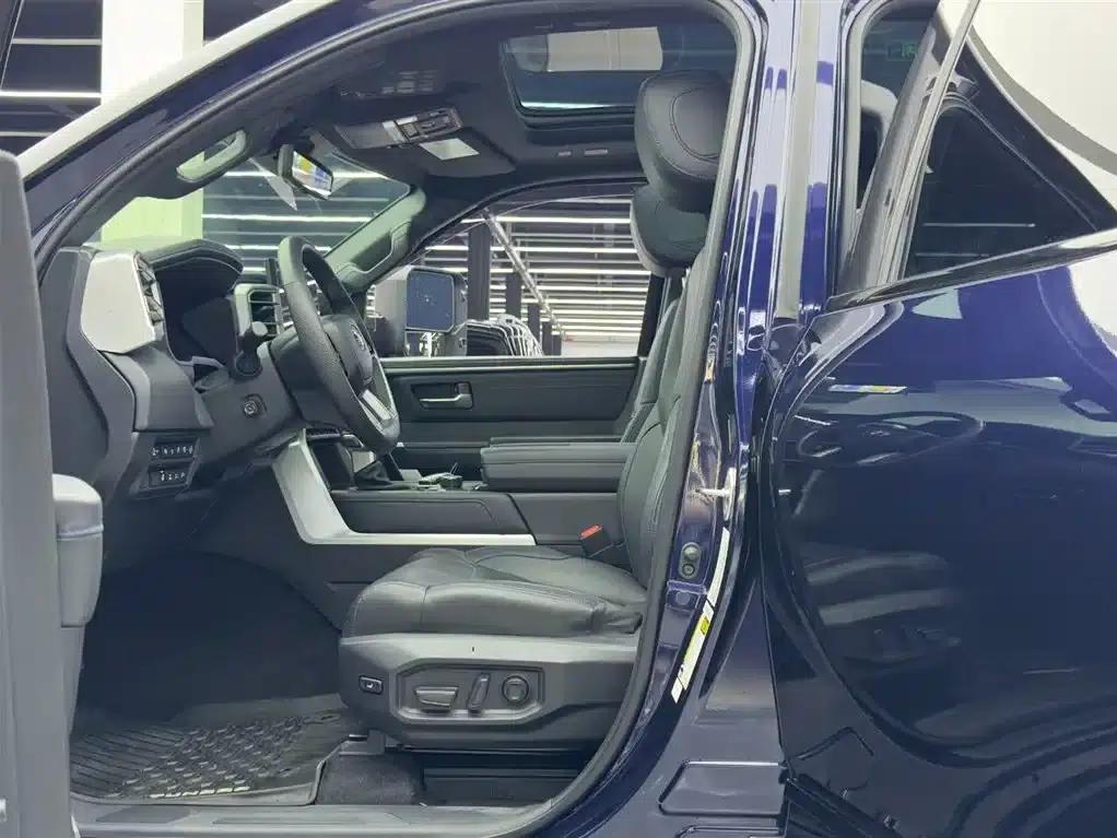 2022 Tundra 3.5T US Spec — миниатюра 8