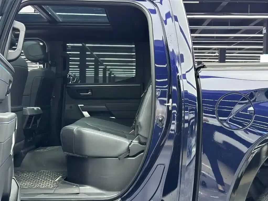 2022 Tundra 3.5T US Spec — миниатюра 9