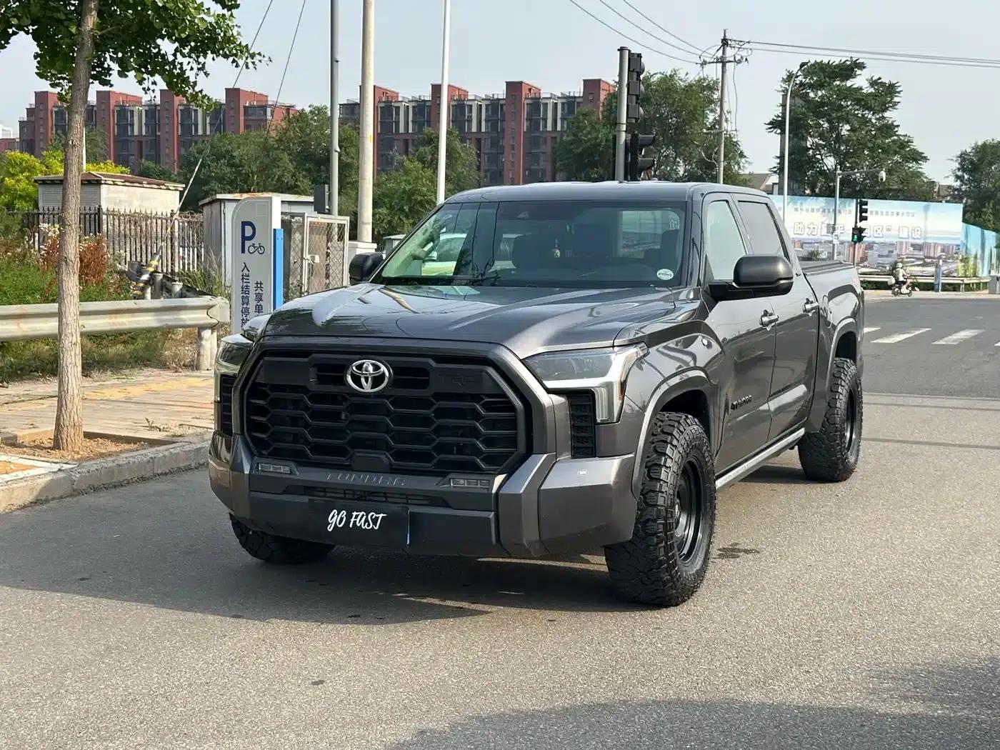 2023 Tundra 3.5T SR5 — миниатюра 1