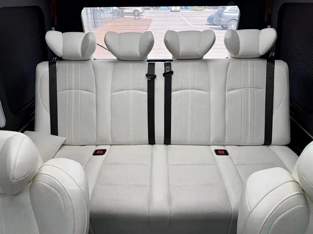 2020 Toyota Coaster 4.0L Manual — миниатюра 24