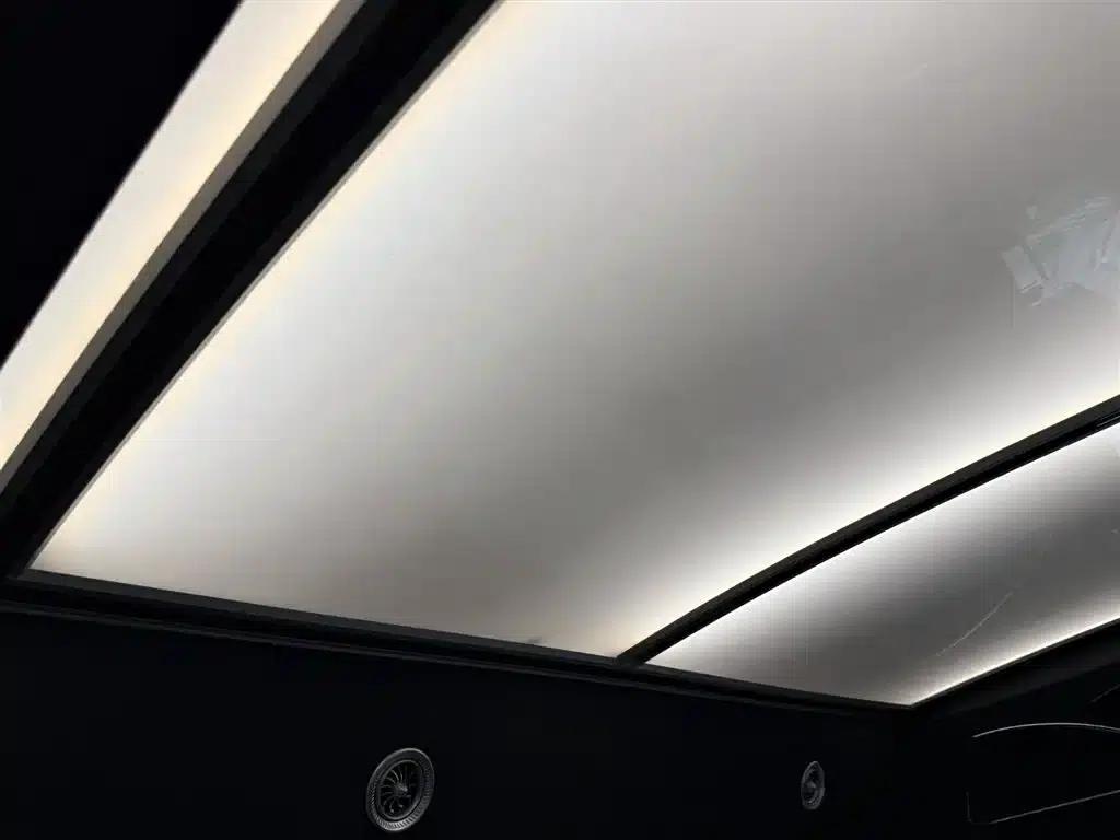 2020 Toyota Coaster 4.0L Manual — миниатюра 35