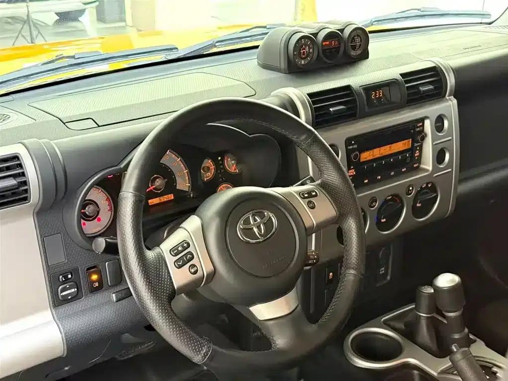 2019 FJ Cruiser 4.0L Middle East Edition — миниатюра 14