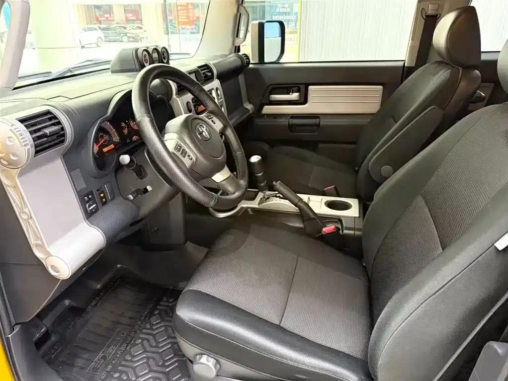 2019 FJ Cruiser 4.0L Middle East Edition — миниатюра 21