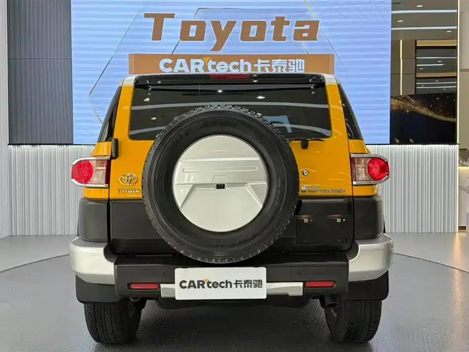 2019 FJ Cruiser 4.0L Middle East Edition — миниатюра 11