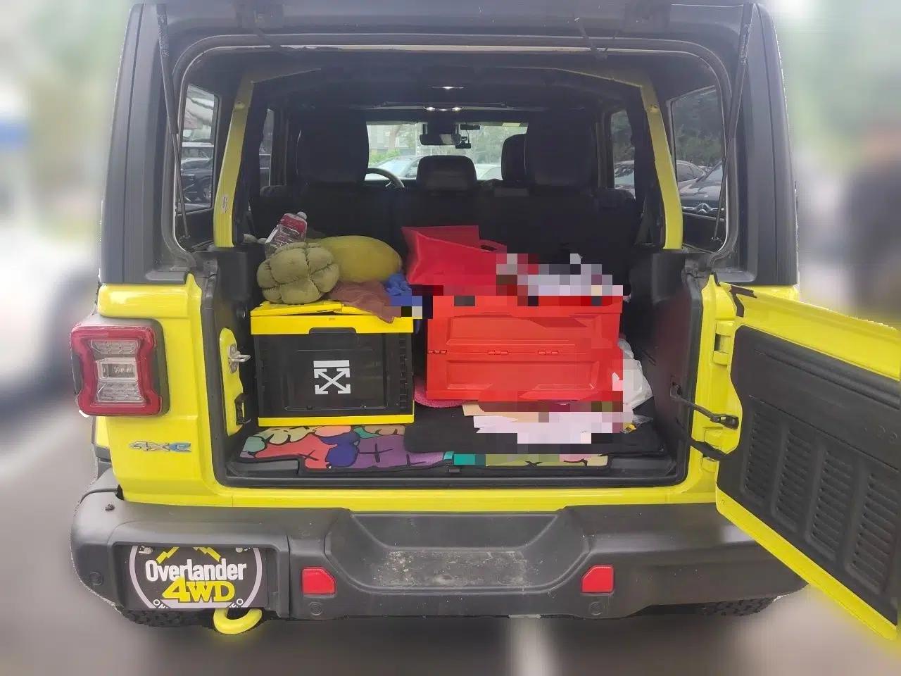Jeep Wrangler New Energy 2022 Four-Door 2.0T 4xe Sahara Fluorescent Yellow Limited Edition — миниатюра 19