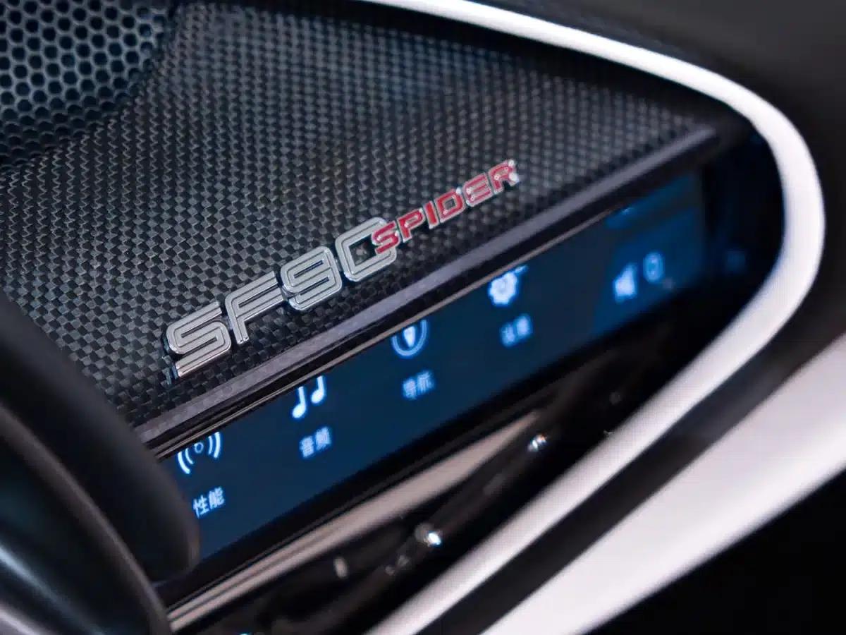 SF90 2021 3.9T V8 Spider — миниатюра 8