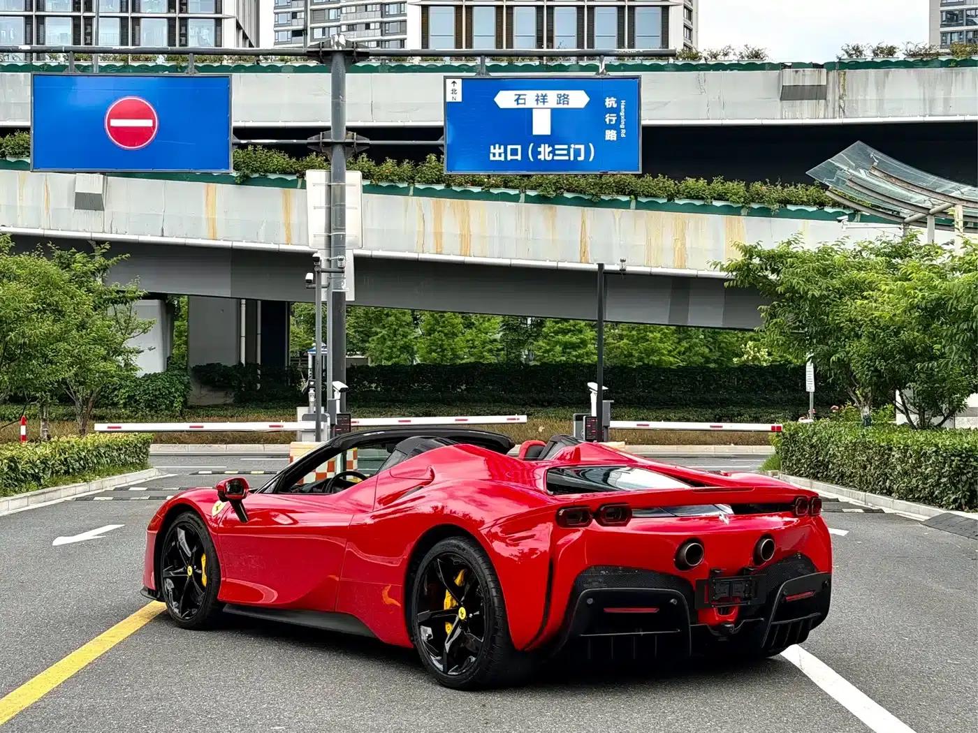 SF90 2021 3.9T V8 Spider — миниатюра 9